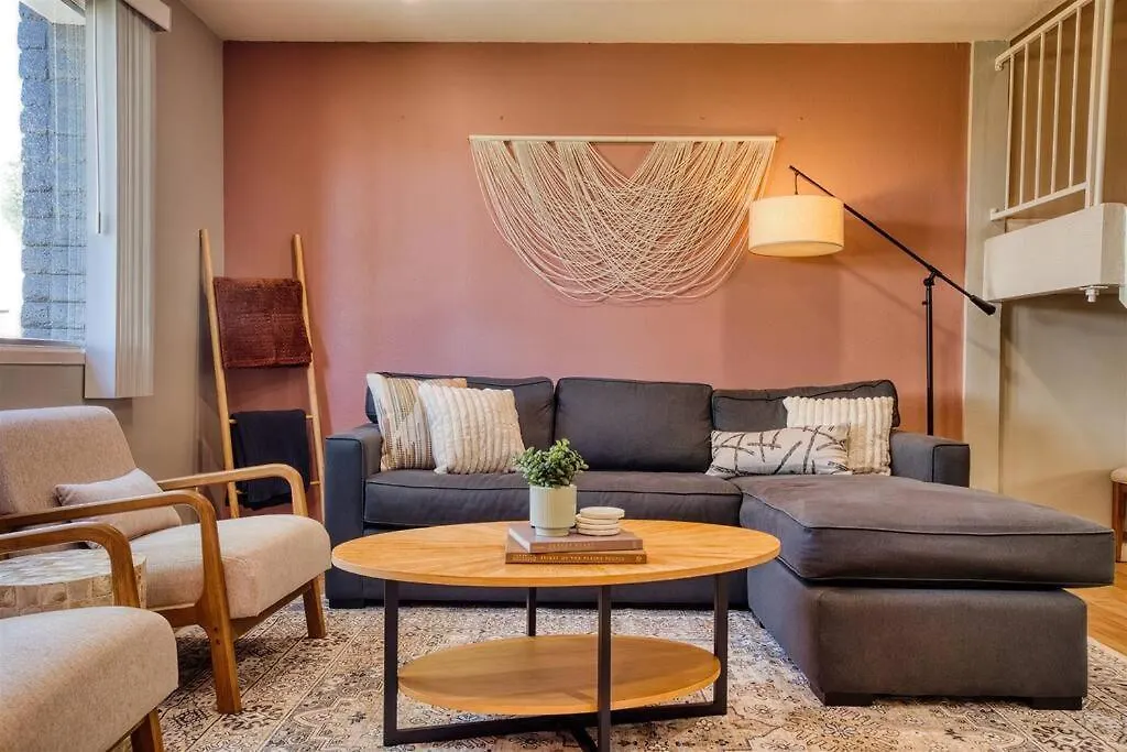 Scott Casa - Walkable To Old Town Scottsdale, Vibrant Space, Inviting Patio! 0*, Scottsdale USA