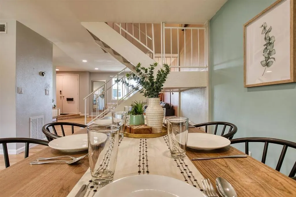 Scott Casa - Walkable To Old Town Scottsdale, Vibrant Space, Inviting Patio! Apartmán