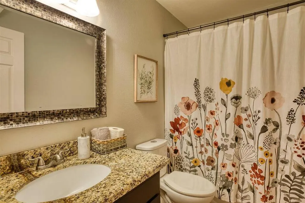 Apartmán Scott Casa - Walkable To Old Town Scottsdale, Vibrant Space, Inviting Patio!